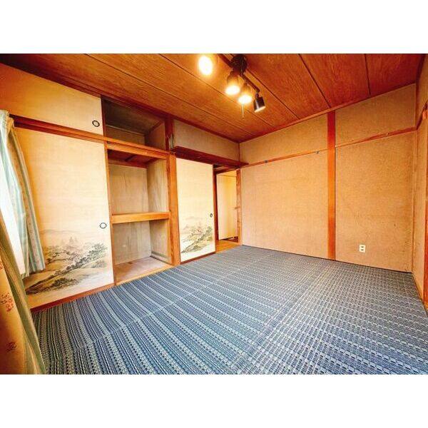 鈴鹿市白子二丁目戸建て1 室内写真1