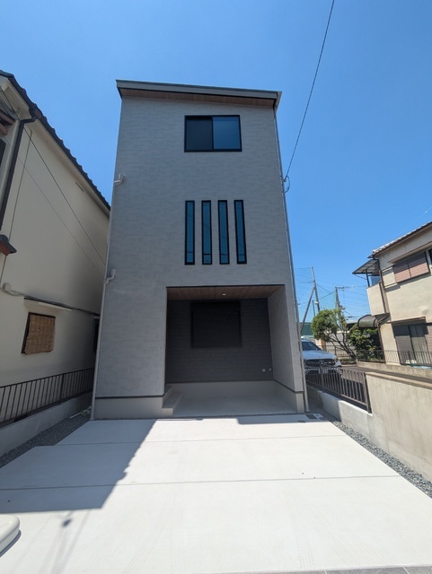 八尾市曙町２丁目戸建