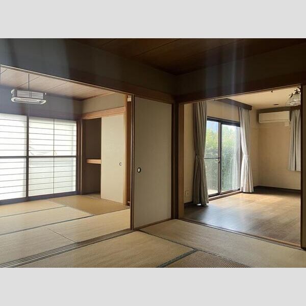 千代田戸建 室内写真1