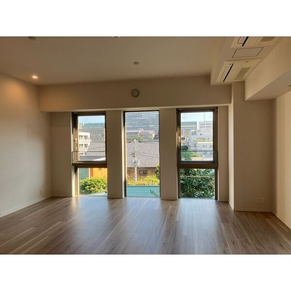 ウエリス市ケ谷加賀町 室内写真6