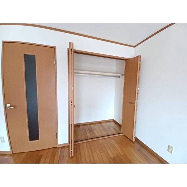 マンション芸濃 室内写真9