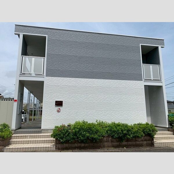 レオパレスイーストマーランド 建物画像