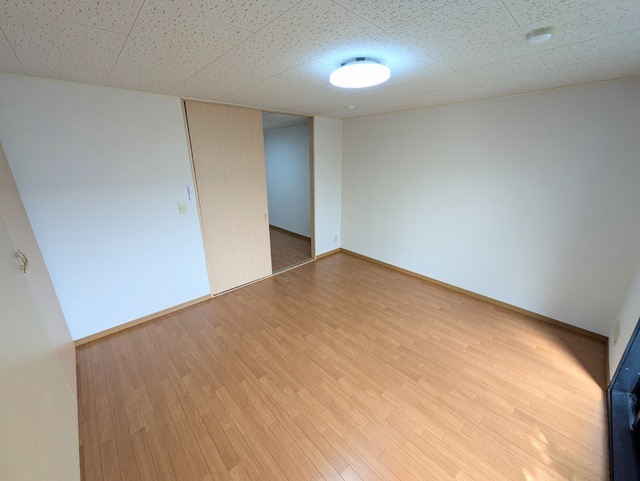 ソレーユ長須賀 室内写真3