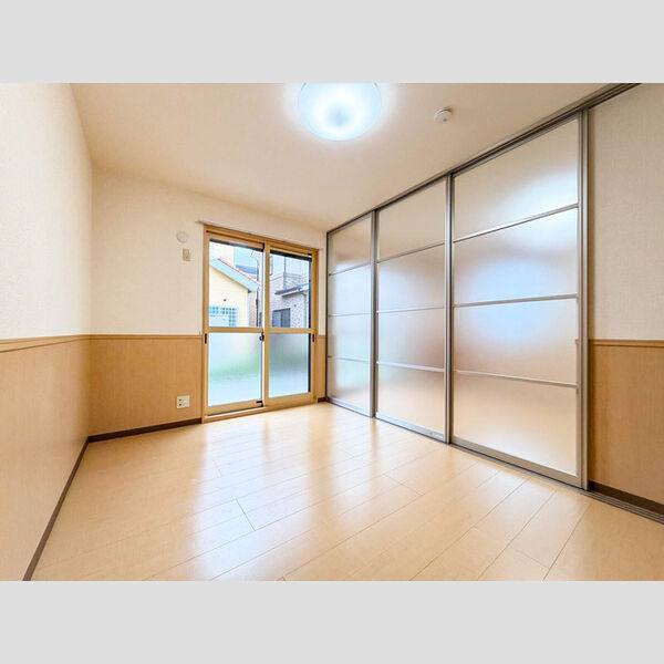 レクサス　B 室内写真3