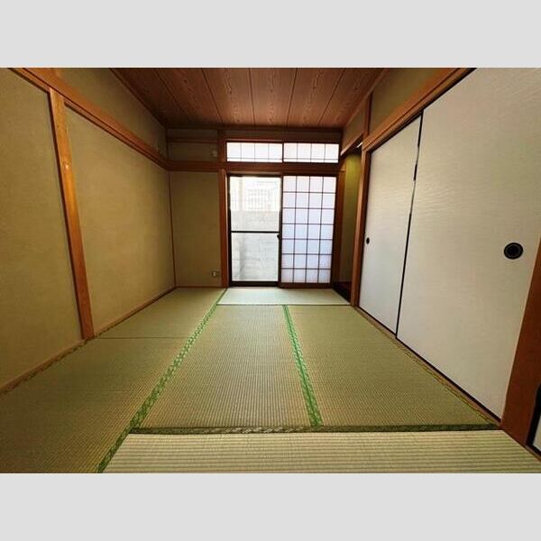 西九条東御幸田町戸建 室内写真1