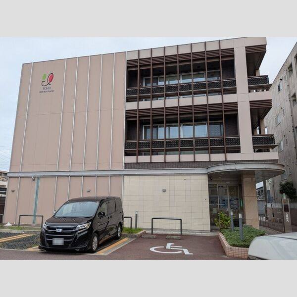 セレスティア高畑 建物画像