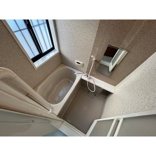 庄内西町5丁目貸家 室内写真4