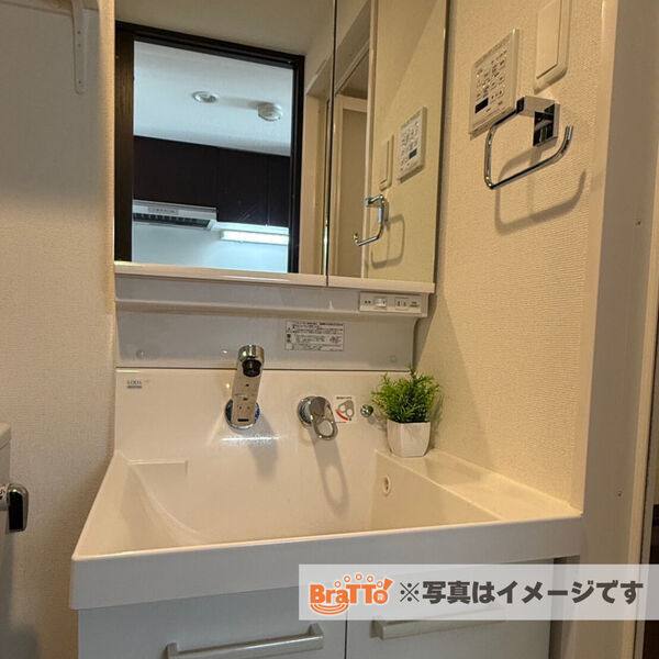 プレサンス名古屋STATIONエアロ 室内写真3