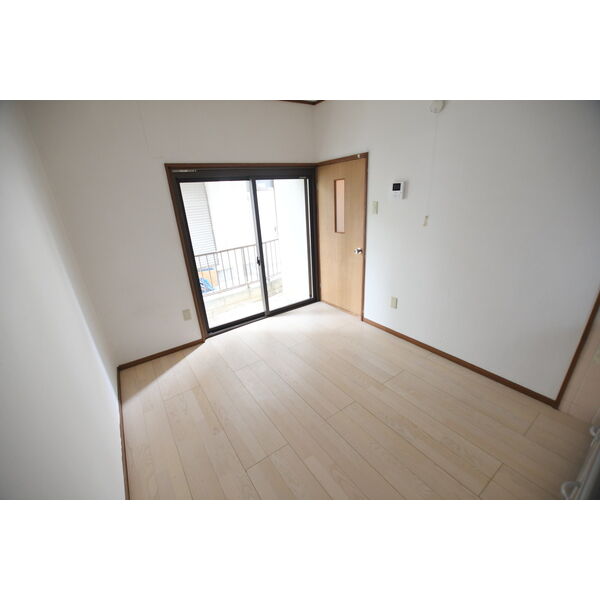 招提元町4-47-4貸家 室内写真6