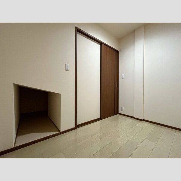 西区大金町二丁目ヘーベルハウス 室内写真7