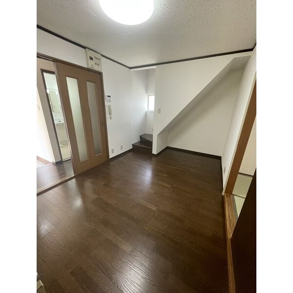 大黒町3丁目テラスハウス 室内写真1