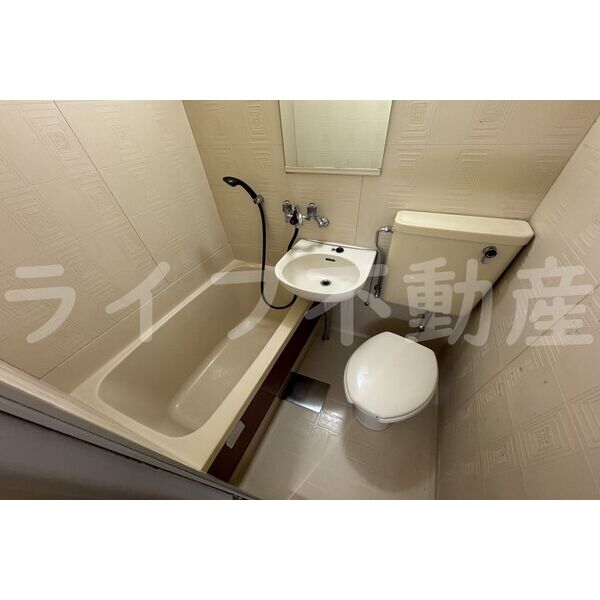シティライフ柏原 室内写真8