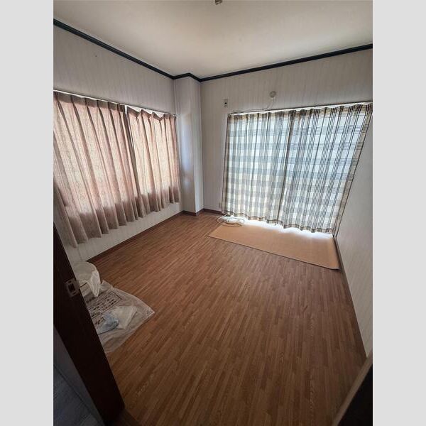 新助マンション 室内写真8