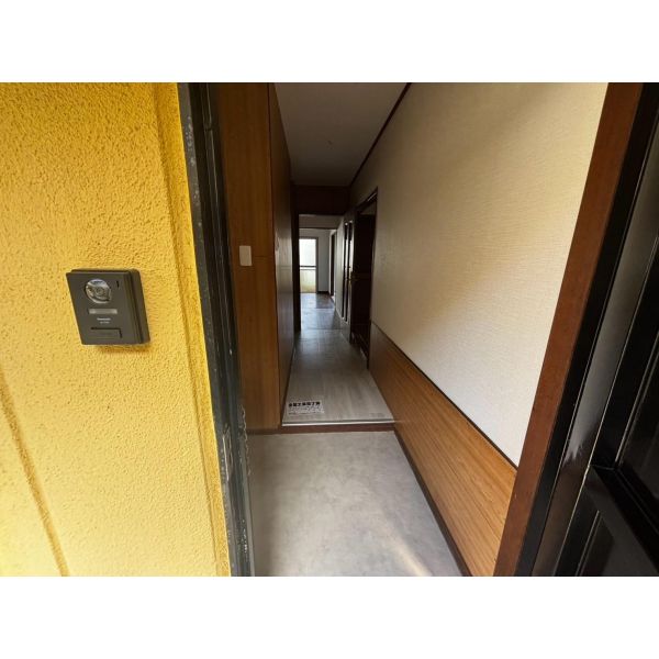 新助マンション 室内写真1