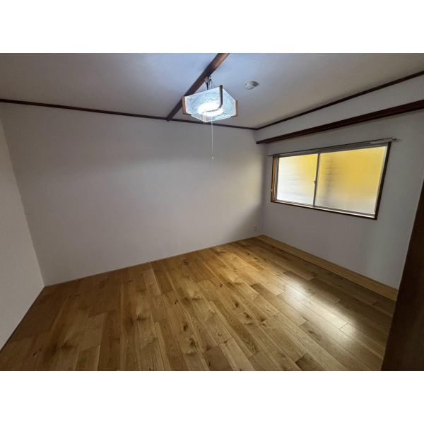 新助マンション 室内写真8