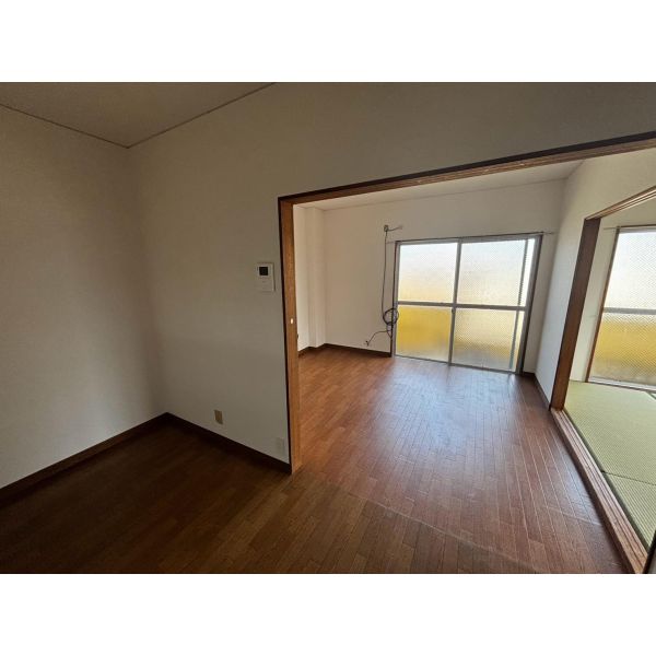 新助マンション 室内写真6