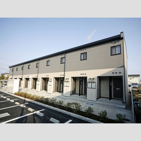 レオパレスシュマン 建物画像