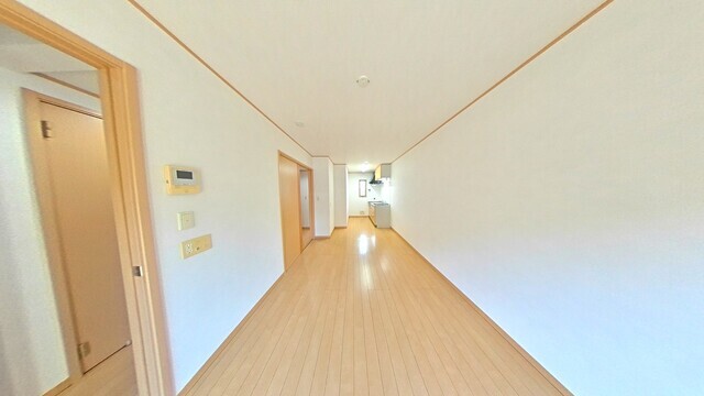 ラッキーライフ駒ヶ崎 室内写真1