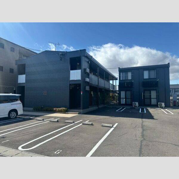 レオパレス和み 建物画像
