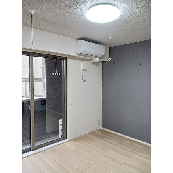 ヒカルサ四日市西浜田 室内写真1