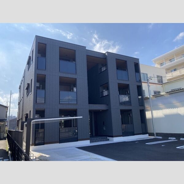 D crest津島町