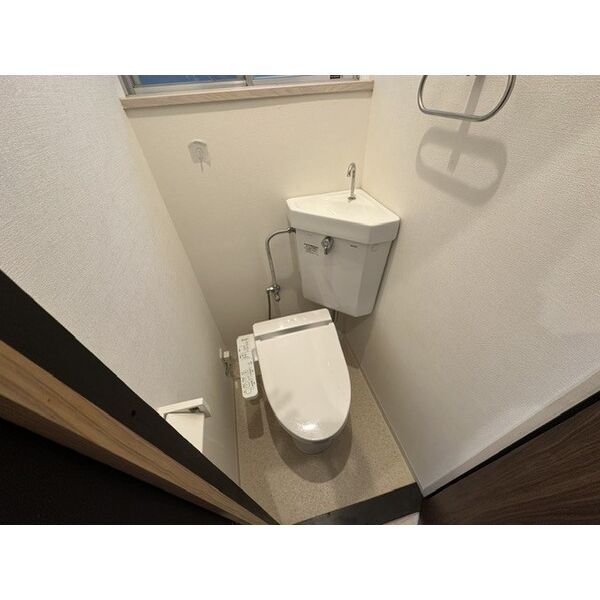 安岡寺町5丁目貸家 室内写真4
