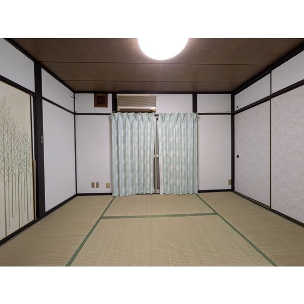 鈴蘭台南町6丁目戸建て 室内写真1