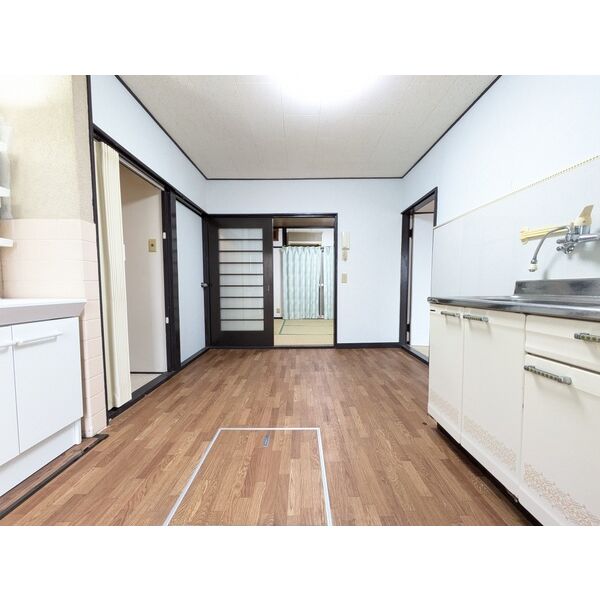 鈴蘭台南町6丁目戸建て 室内写真5