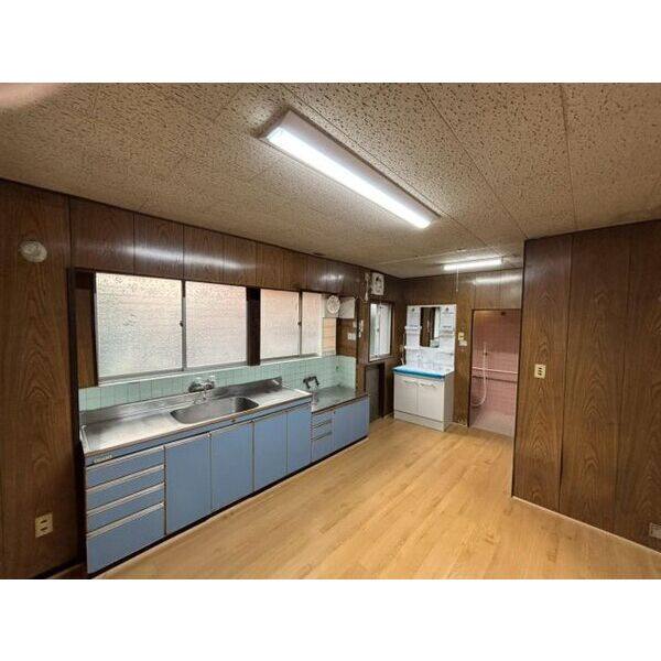 富田一色戸建て 室内写真2