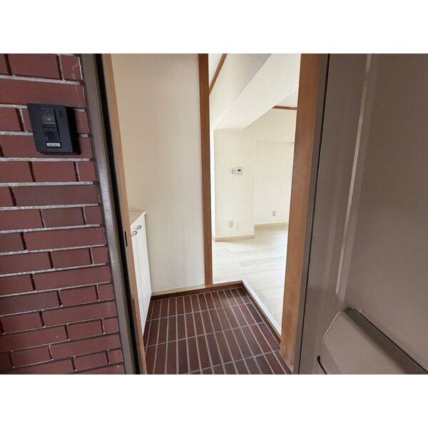 ロイヤルフラット松屋町 室内写真1