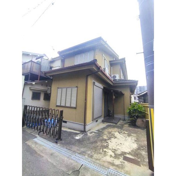 嶋本片山町貸家3