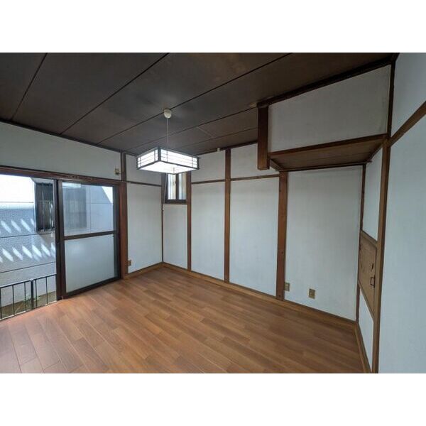 高石市千代田4LDK戸建て 室内写真1