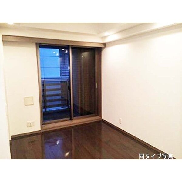 コンフォリア日本橋人形町ノース 室内写真1