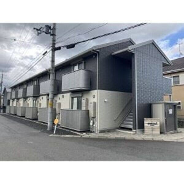 シャルマントリシティIII 建物画像