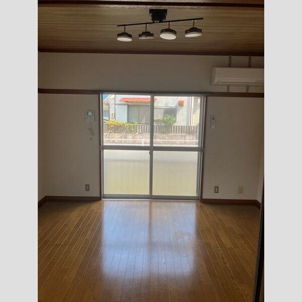 コーポ新川 室内写真1