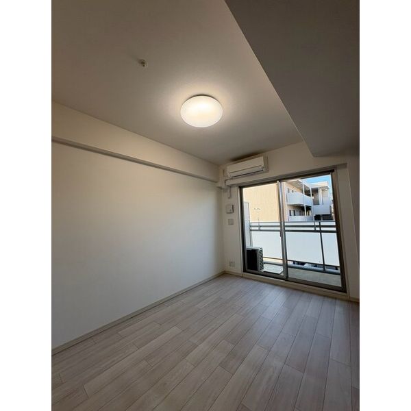 スプランディッド難波SOUTH 室内写真8