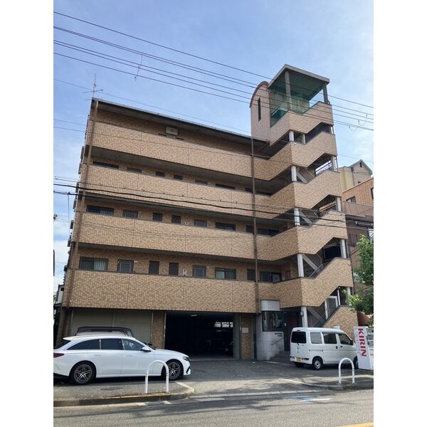 マンションカワ
