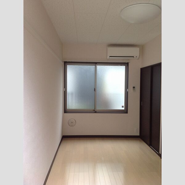 レオネクストアルカディアⅡ 室内写真8