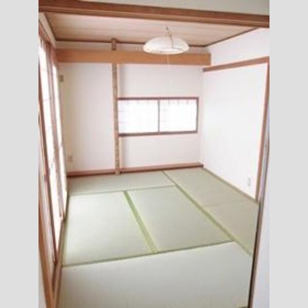 岡田戸建 室内写真2