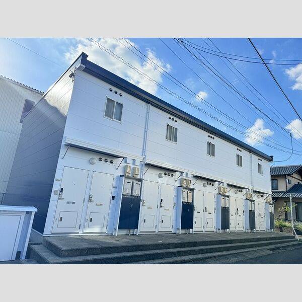 レオパレスやまと 建物画像