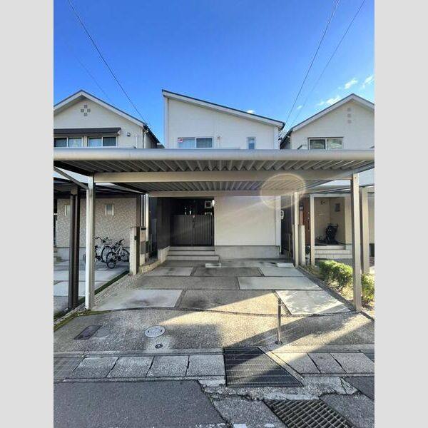 三郷町栄貸家