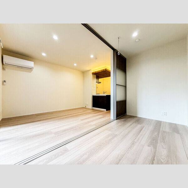 K　Front 室内写真3
