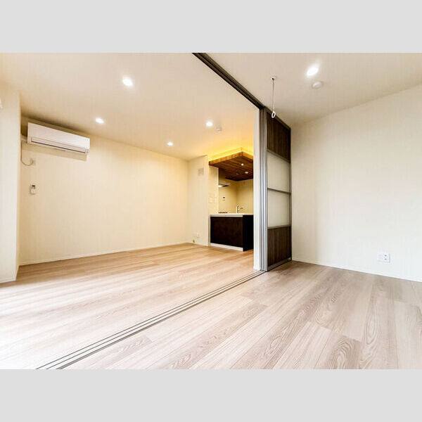 K　Front 室内写真3