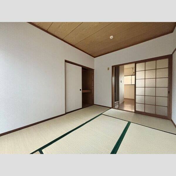 カームハウス 室内写真10