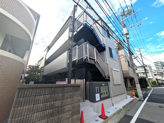 グランシャレー綾瀬駅前 建物画像