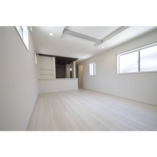 BLOOMING MAISON岡崎市若松町大廻 室内写真1