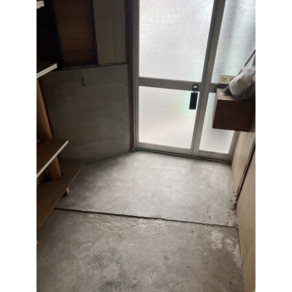 大宮1-6-18貸家 室内写真2
