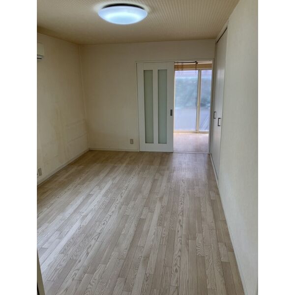 大宮1-6-18貸家 室内写真6