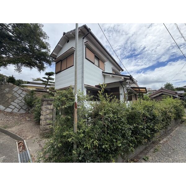 神戸市北区鈴蘭台西町6-4-22戸建