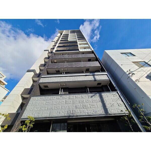 プレサンスNAGOYAファスト 建物画像